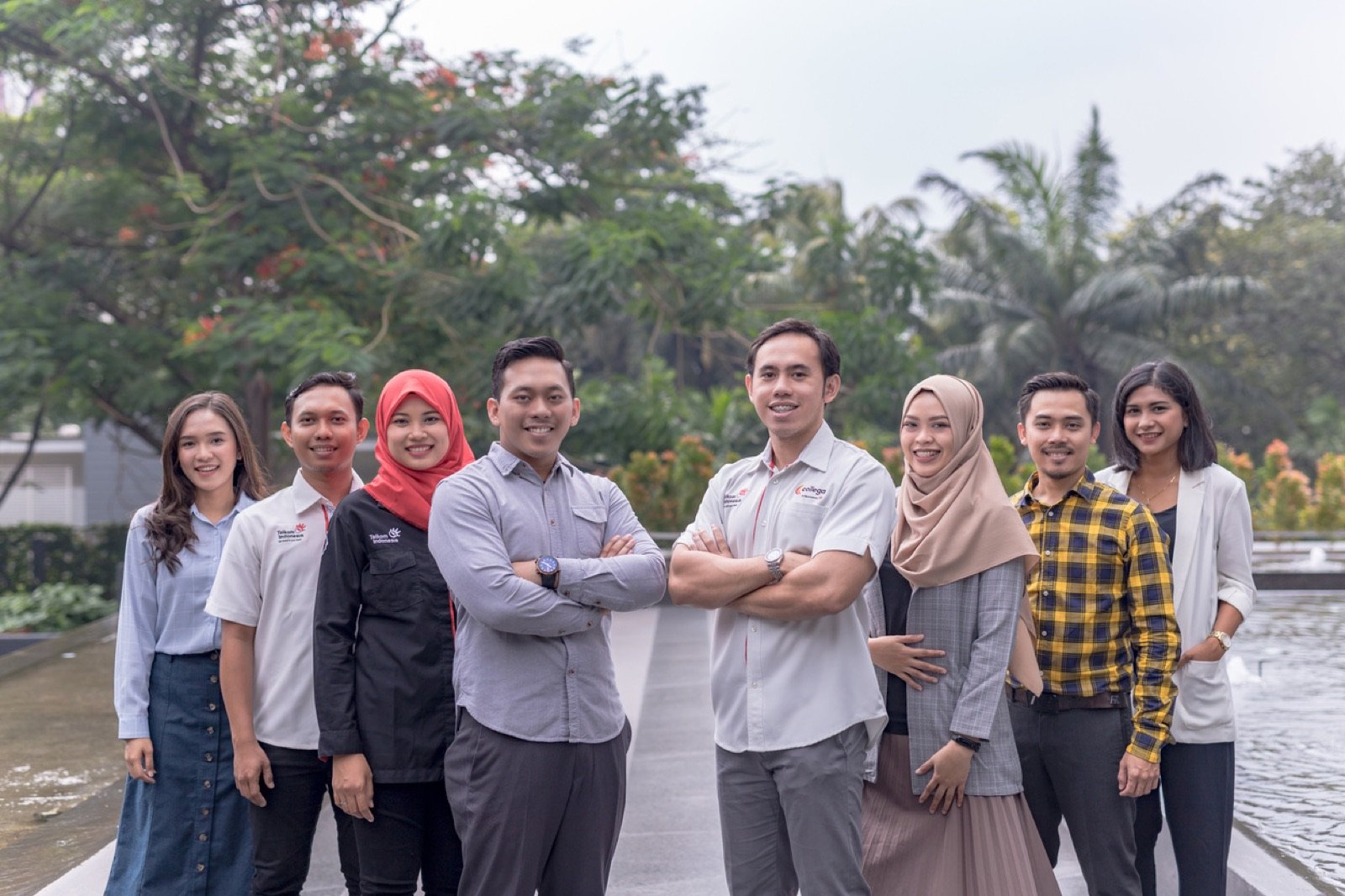 Stockshoot Sosial Media & Website — dokumentasi 3 dari 4